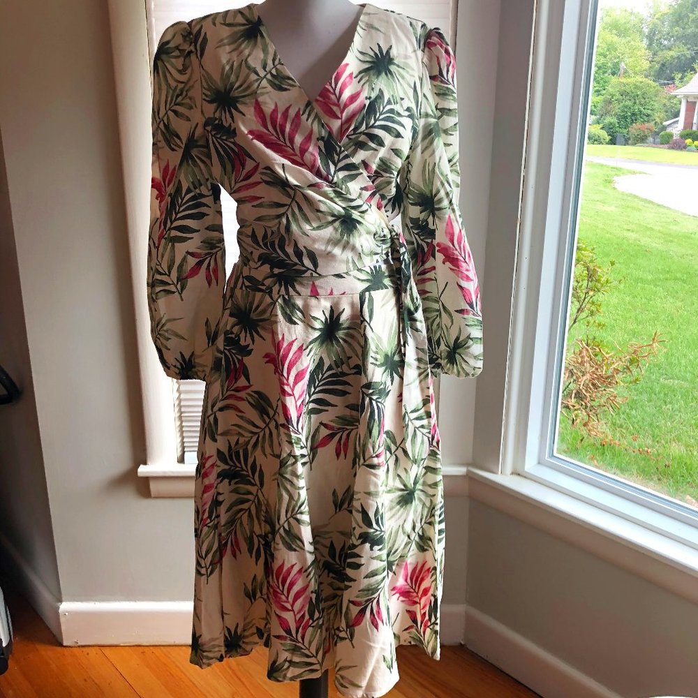 Tropical Two-Piece Top and Skirt by Gal Meets Glam in US Size 12